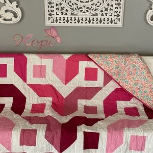 Handmade Quilt size 48x58 pink dk pink & white